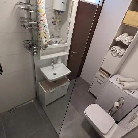Banjino Apartment Split
